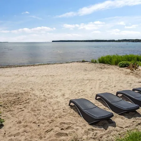 Dom wakacyjny Sten - 30m From The Sea By Interhome